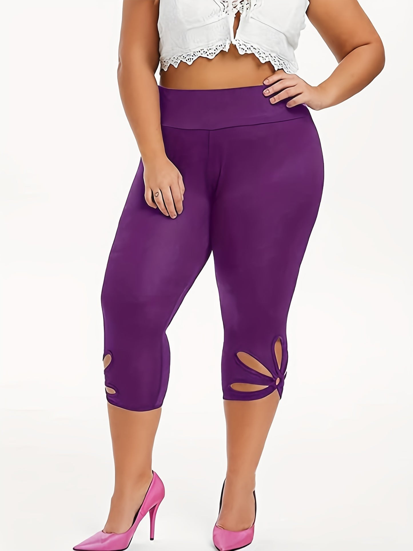 Plus Size High Rise Cut Out Capri Leggings