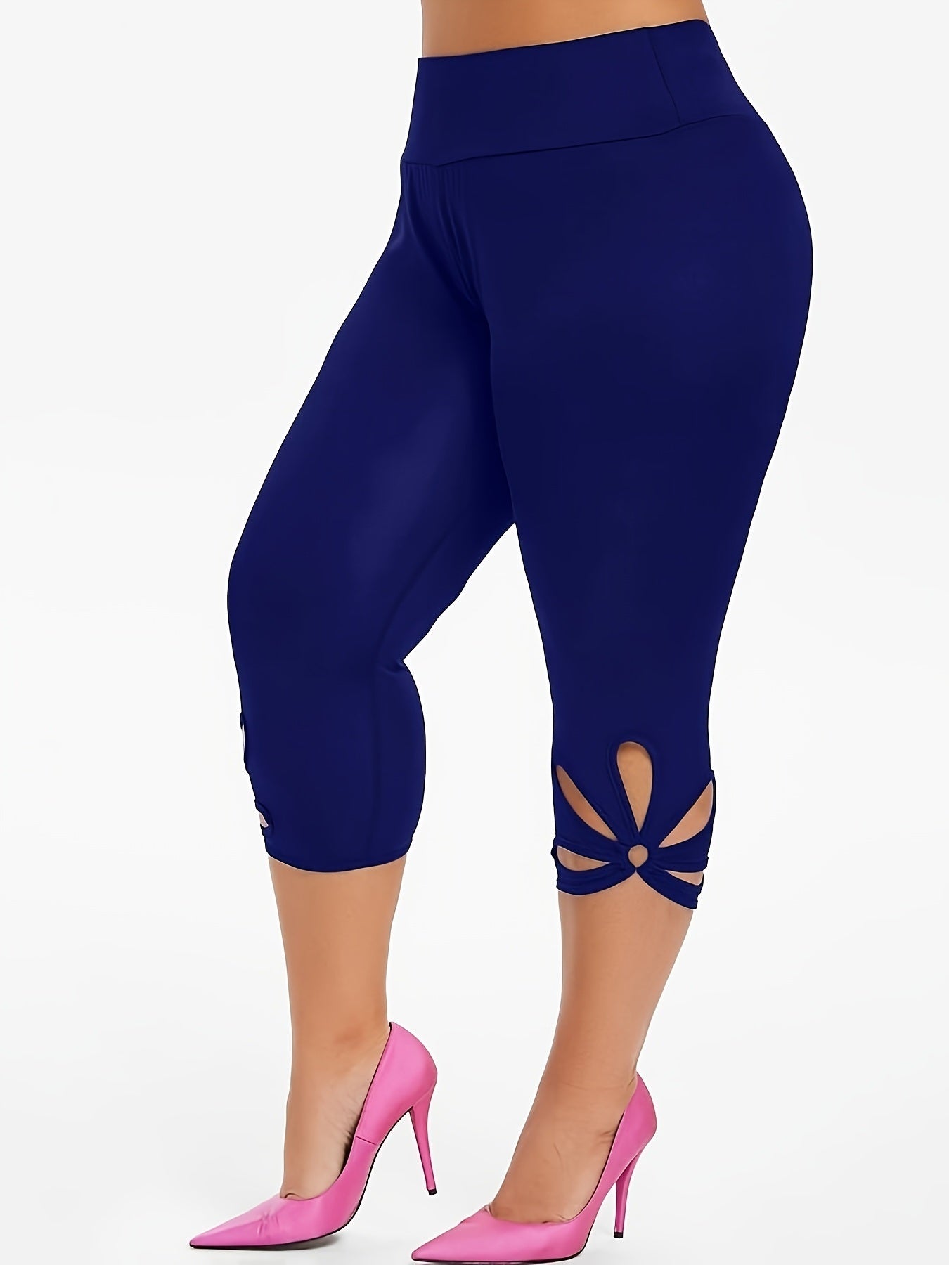 Plus Size High Rise Cut Out Capri Leggings