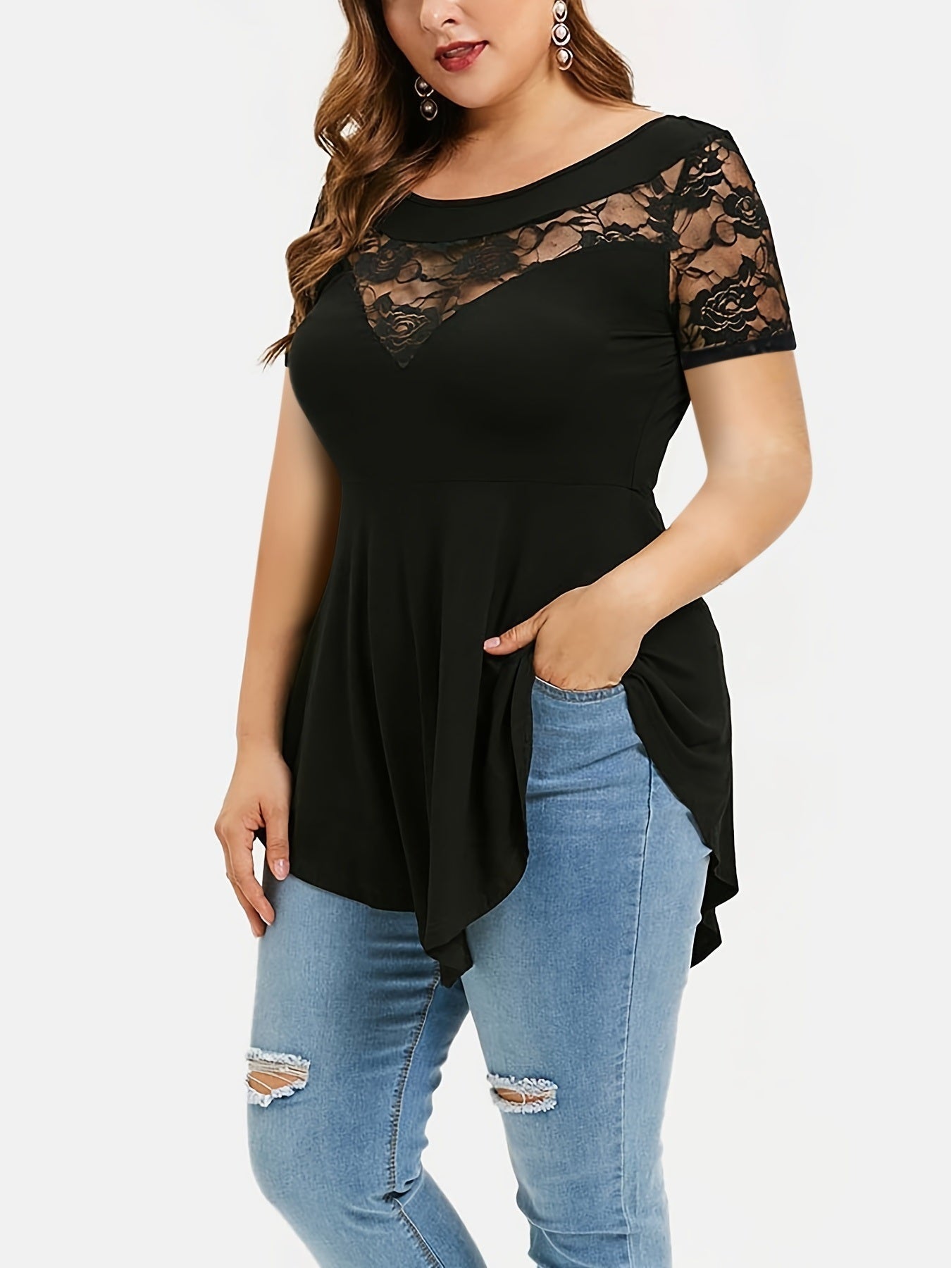 Plus Size Contrast Lace Colorblock Round Neck T-shirt
